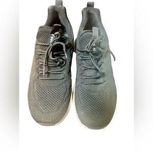 Feethit women’s Black Athletic Sneakers